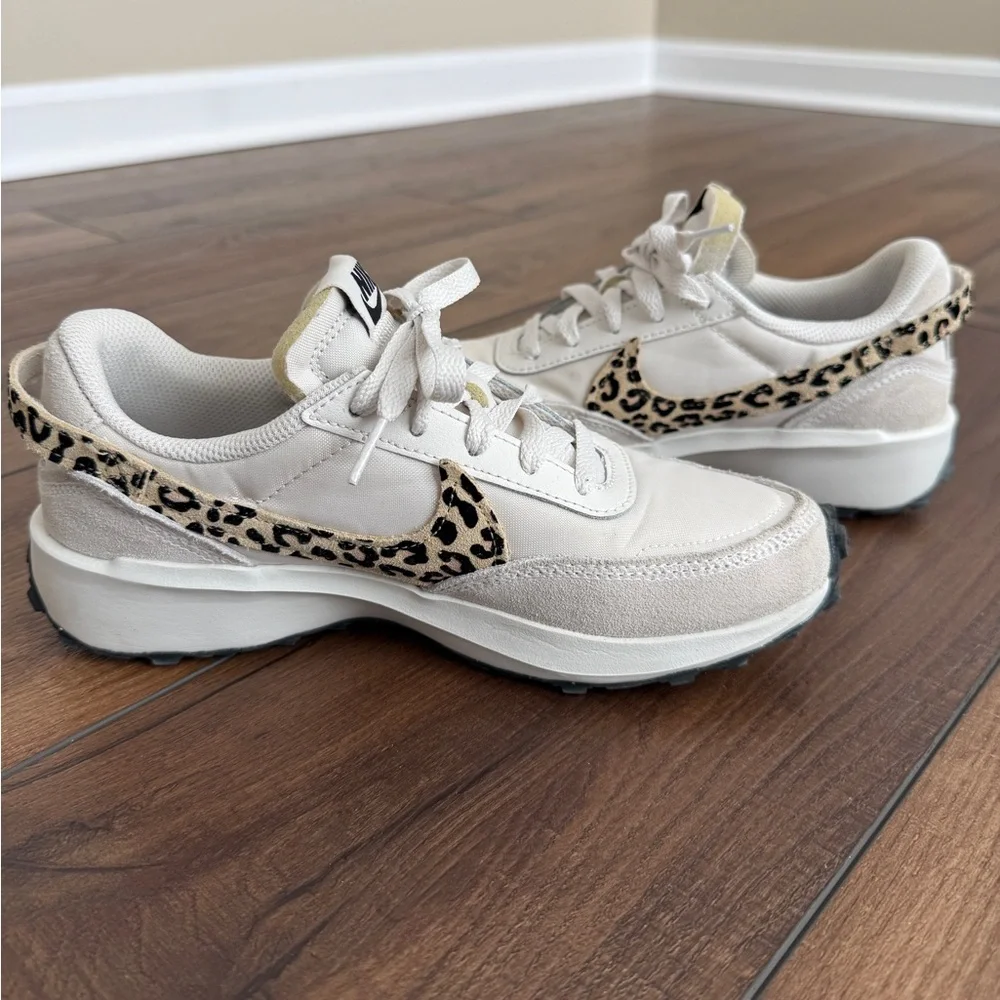Nike Women's Waffle Debut Sneakers - White Black Leopard